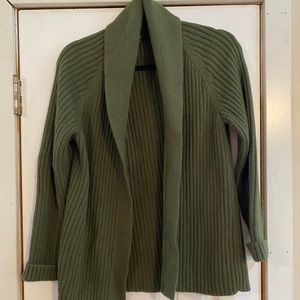 Talbots olive green ribbed sweater size Med